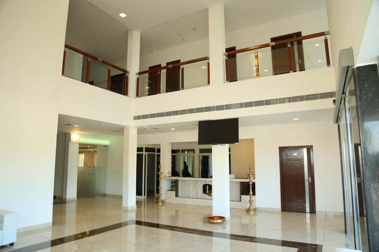 Hotel Queens Inn Velankanni Exterior foto