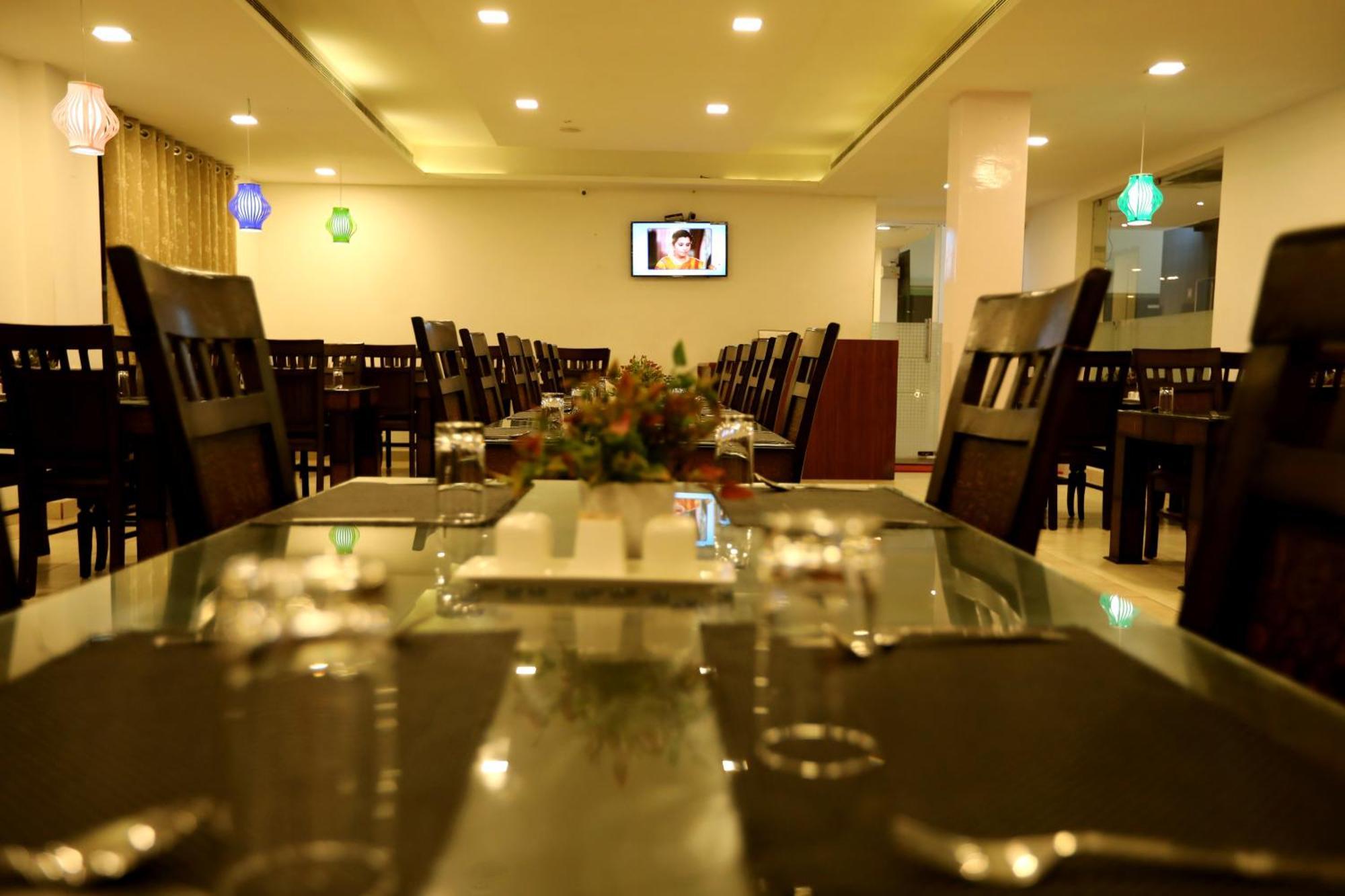Hotel Queens Inn Velankanni Exterior foto