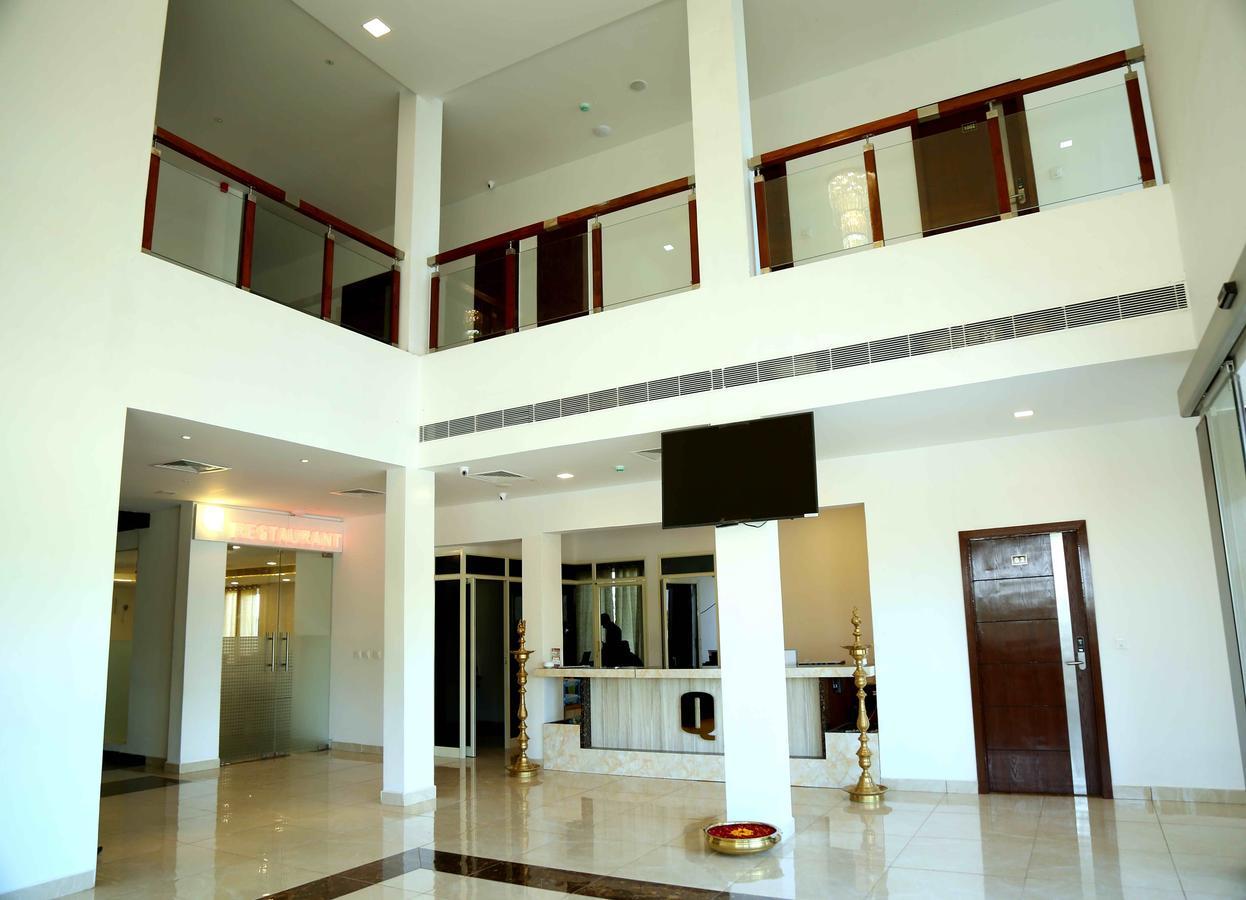 Hotel Queens Inn Velankanni Exterior foto
